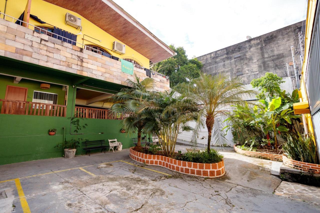 Local Hostel Manaus Exterior foto